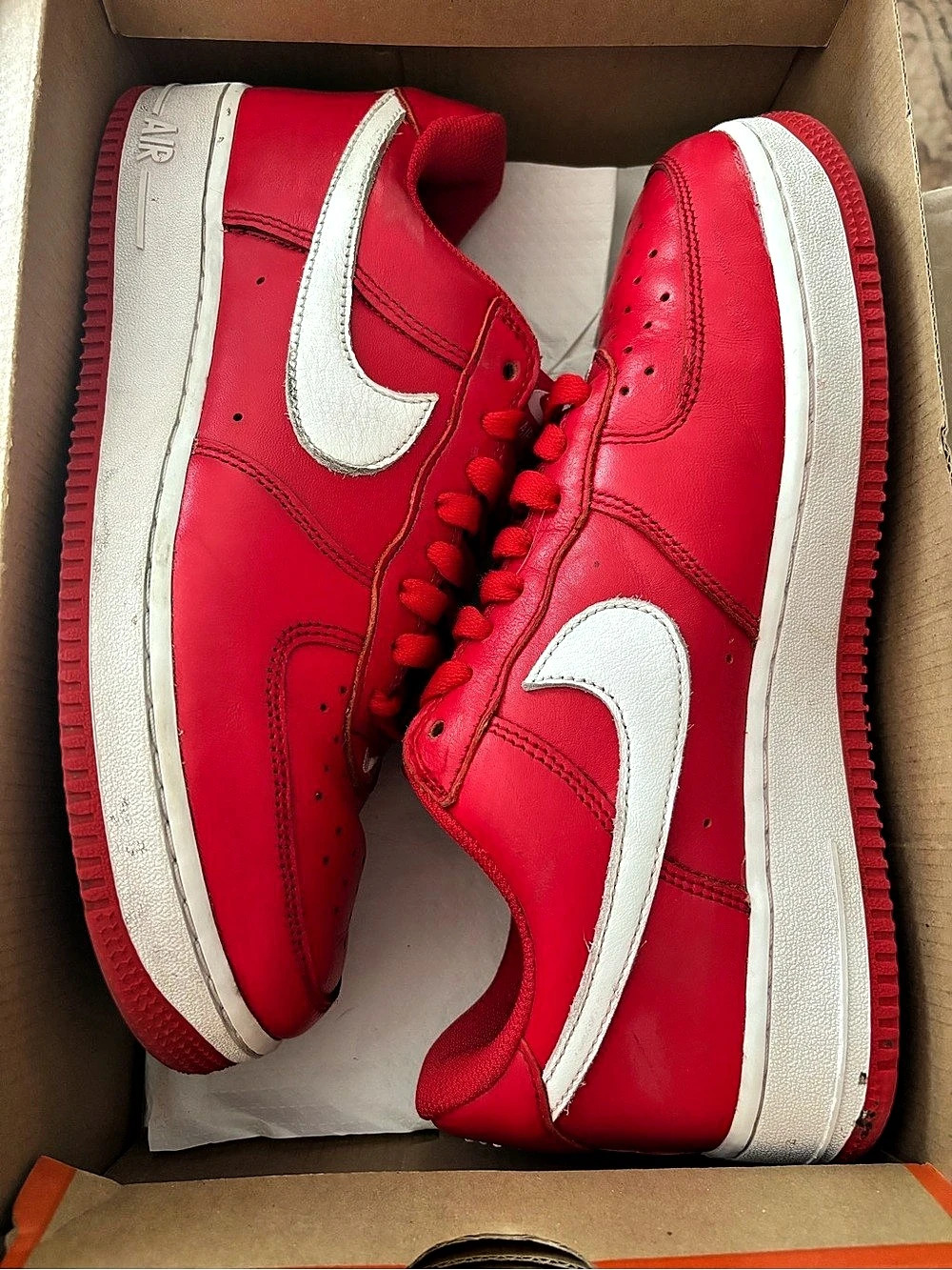 Nike Air Force 1 Low Retro QS Sneakers Red & White US 8 Like New